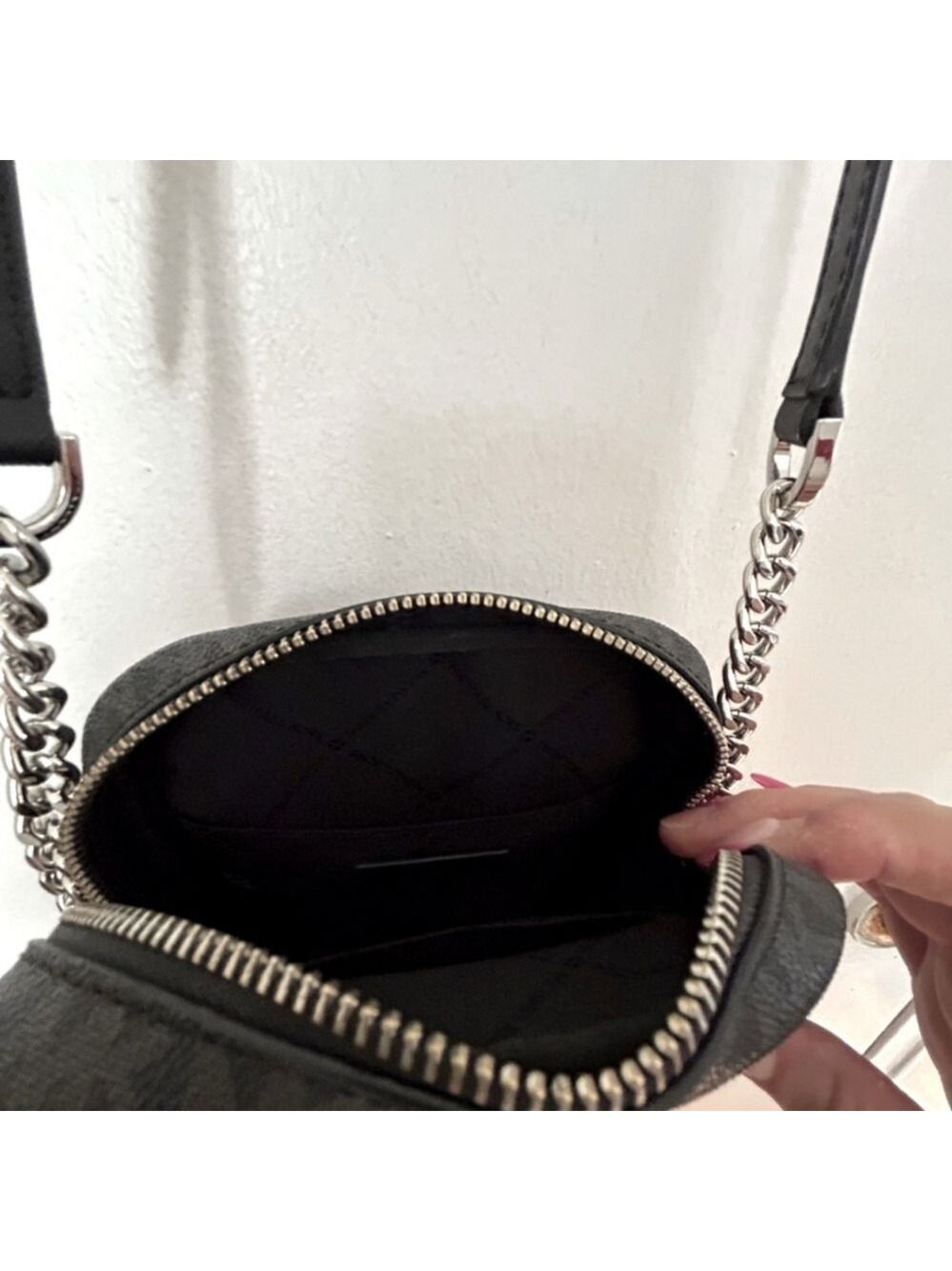 Michael Kors Black Messenger Bag with Adjustable Strap - Picture 8 of 10